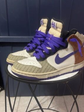 Nike High-Top Dunks Sneakers in Purple, White, Tan,